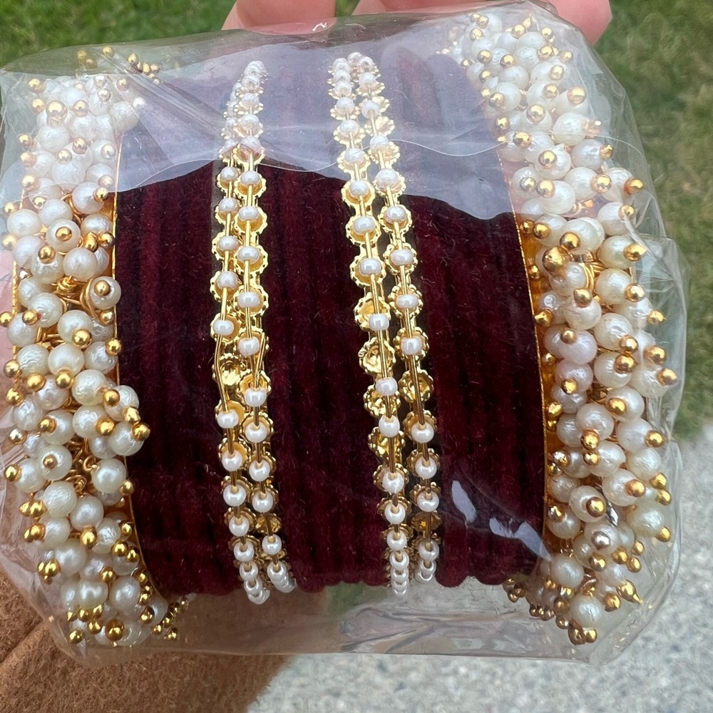 Beautiful Velvet Bangles - Picture 2 of 2